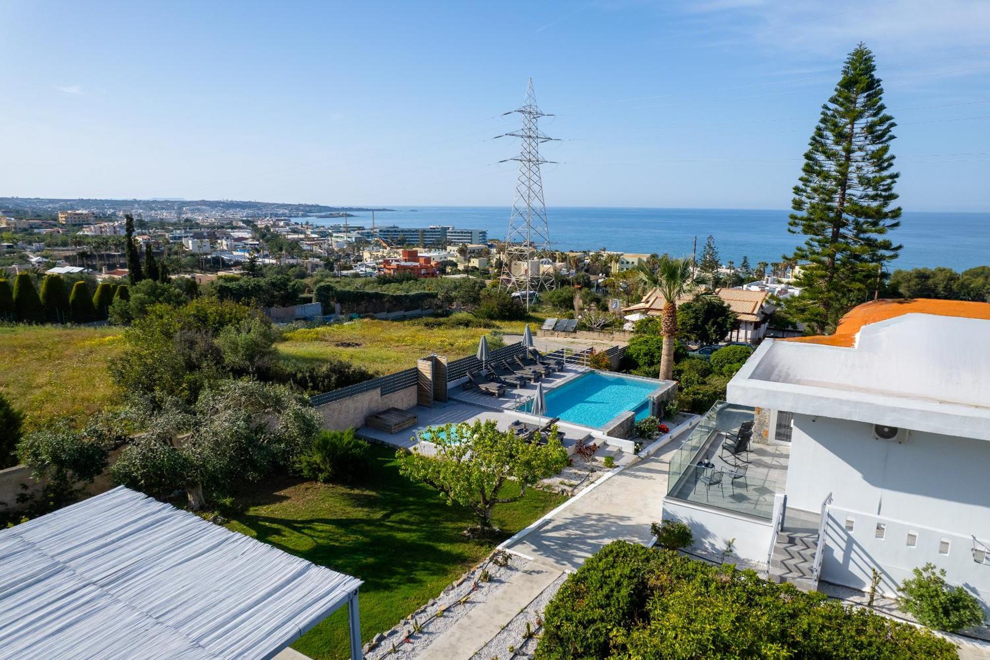Queen'S Gem Luxury Villa - Heated Jacuzzi & Pool Hersonissos  Exterior photo
